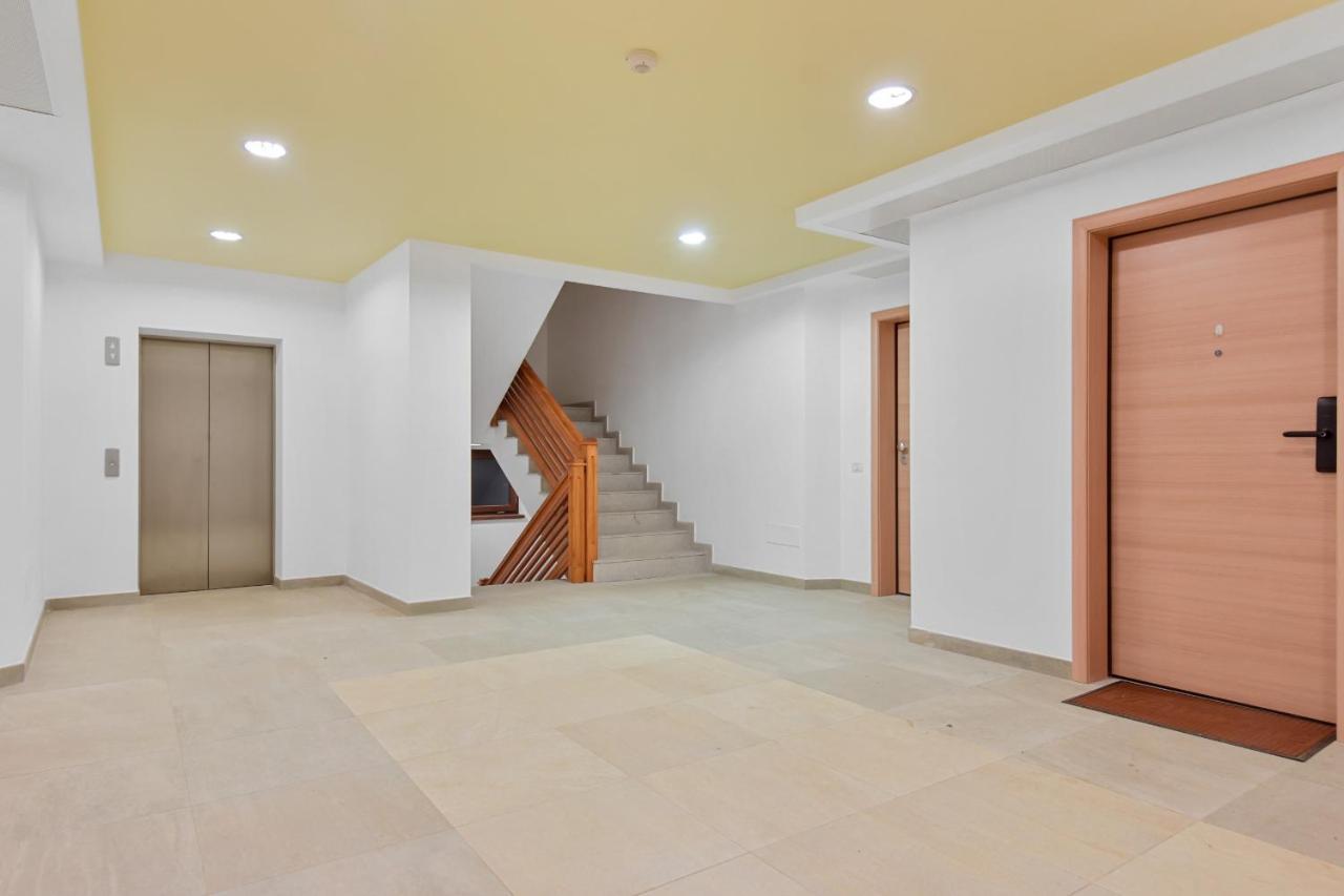 The Flower Clabucet Studio Predeal Exterior foto